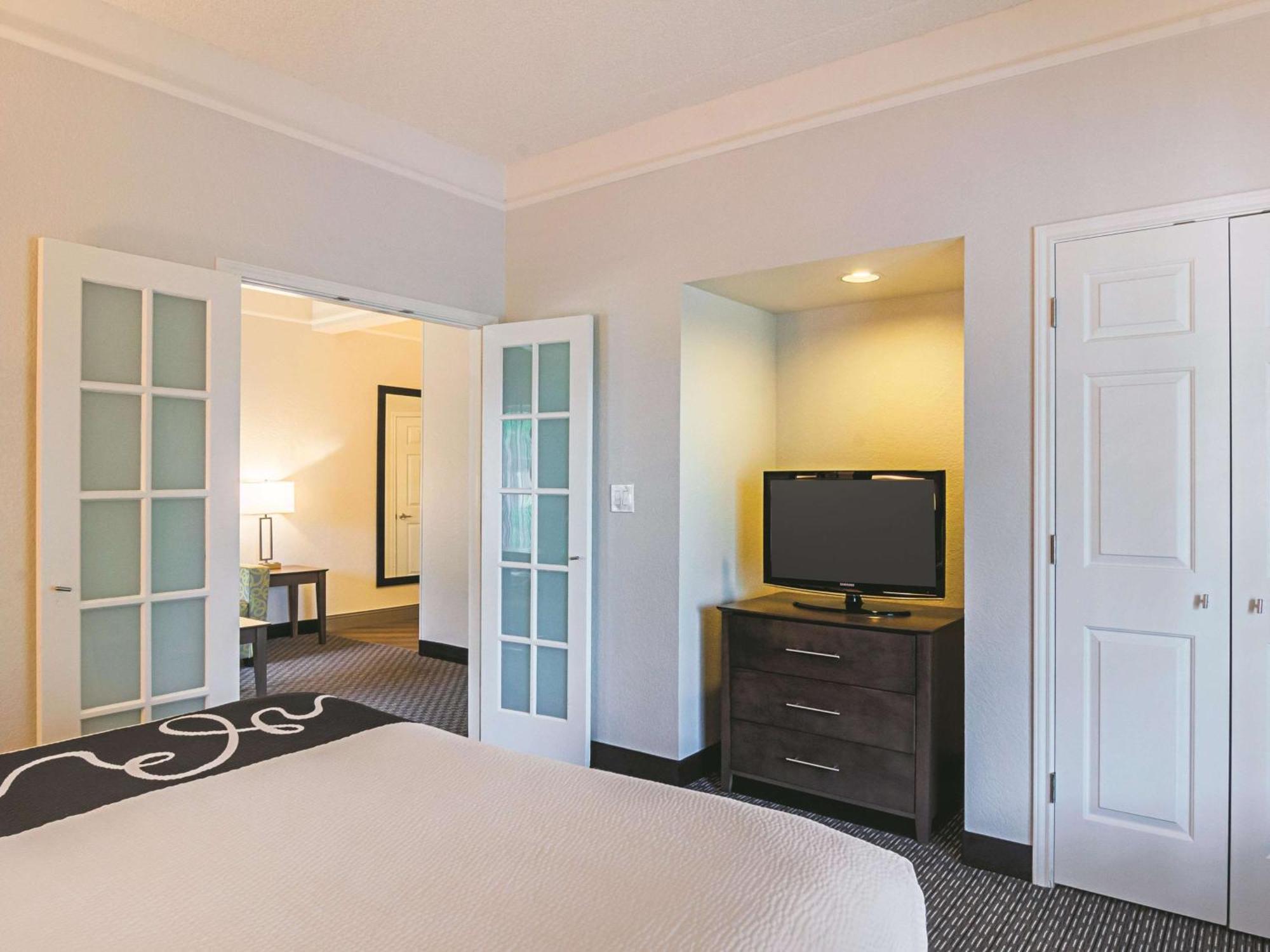 King Suite with Sofa Bed