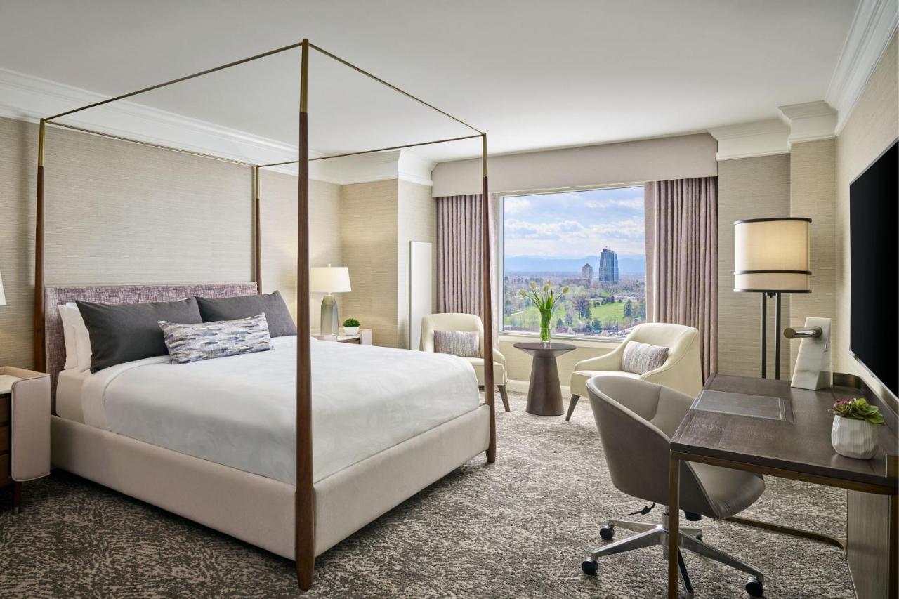 One-Bedroom Presidential King Suite