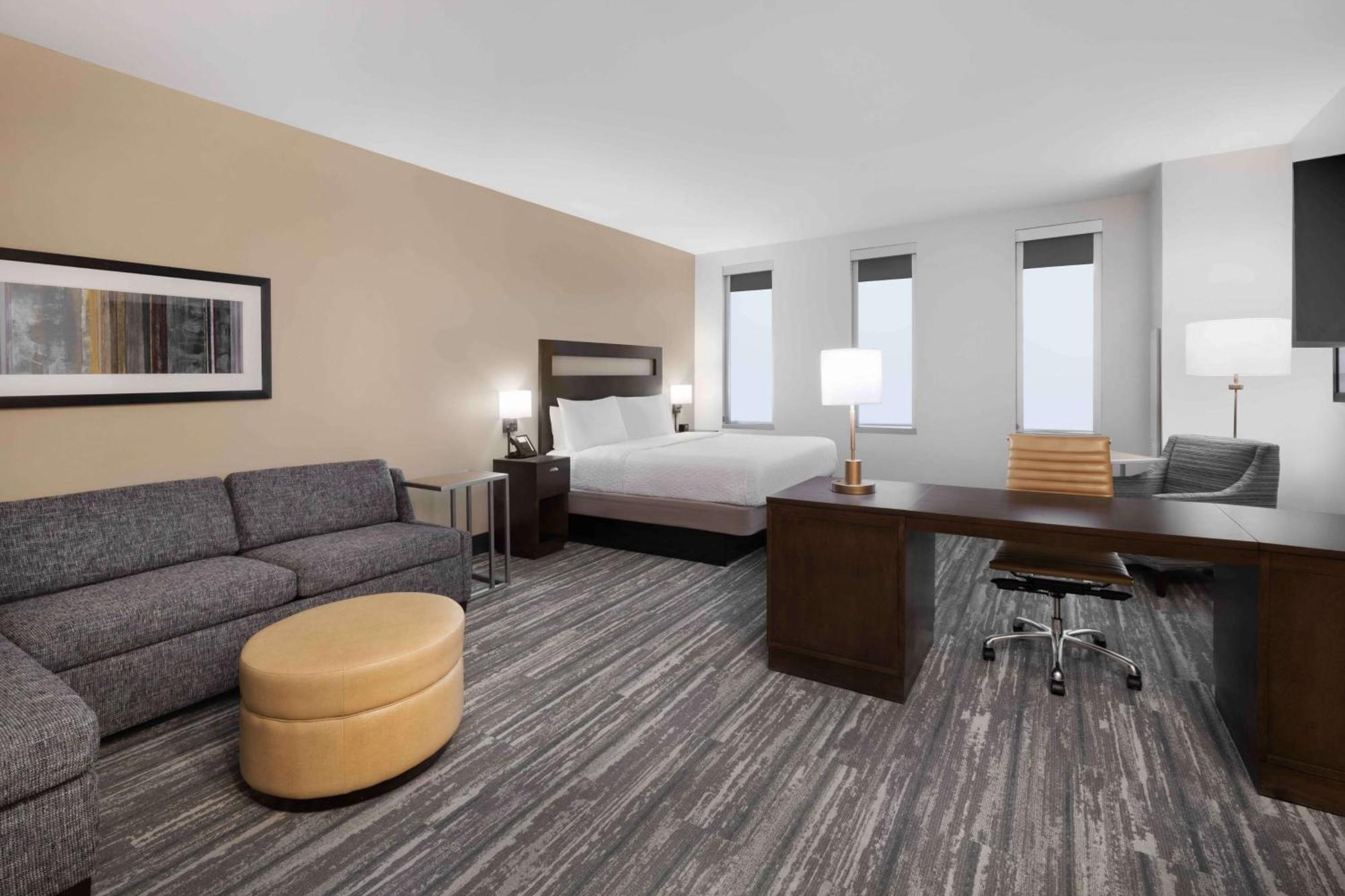 King Suite,1628664671:JPEG