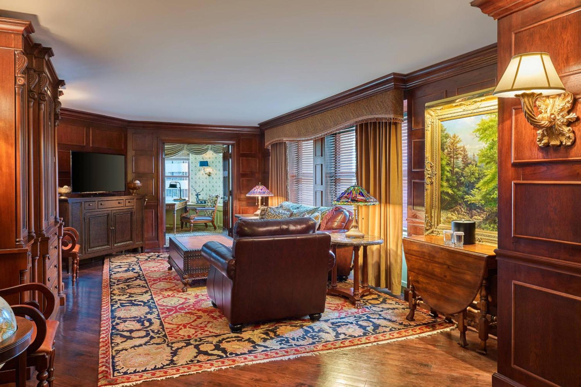 One-Bedroom Presidential King Suite City View