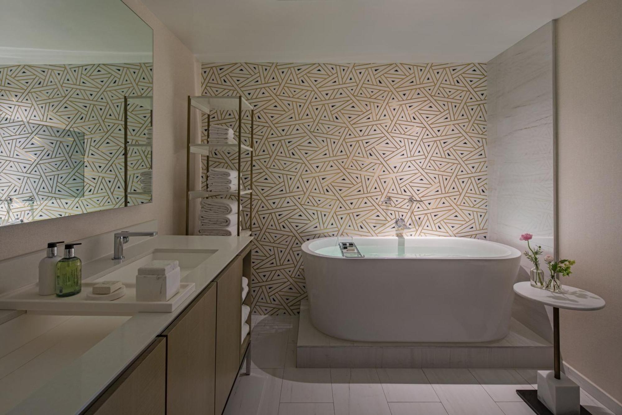 One-Bedroom Presidential King Suite