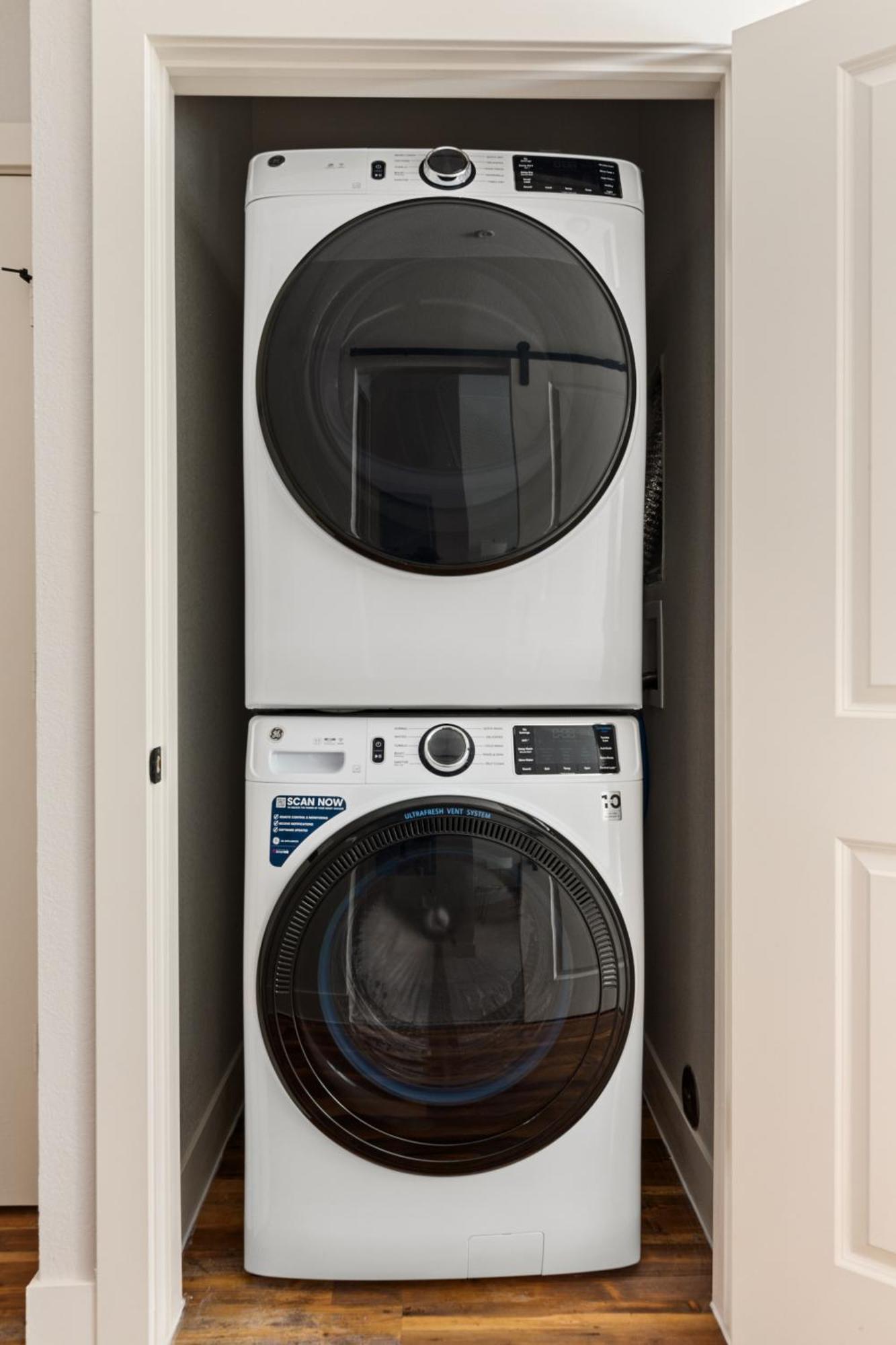 One-Bedroom Apartment Self Check Virtual Front Desk