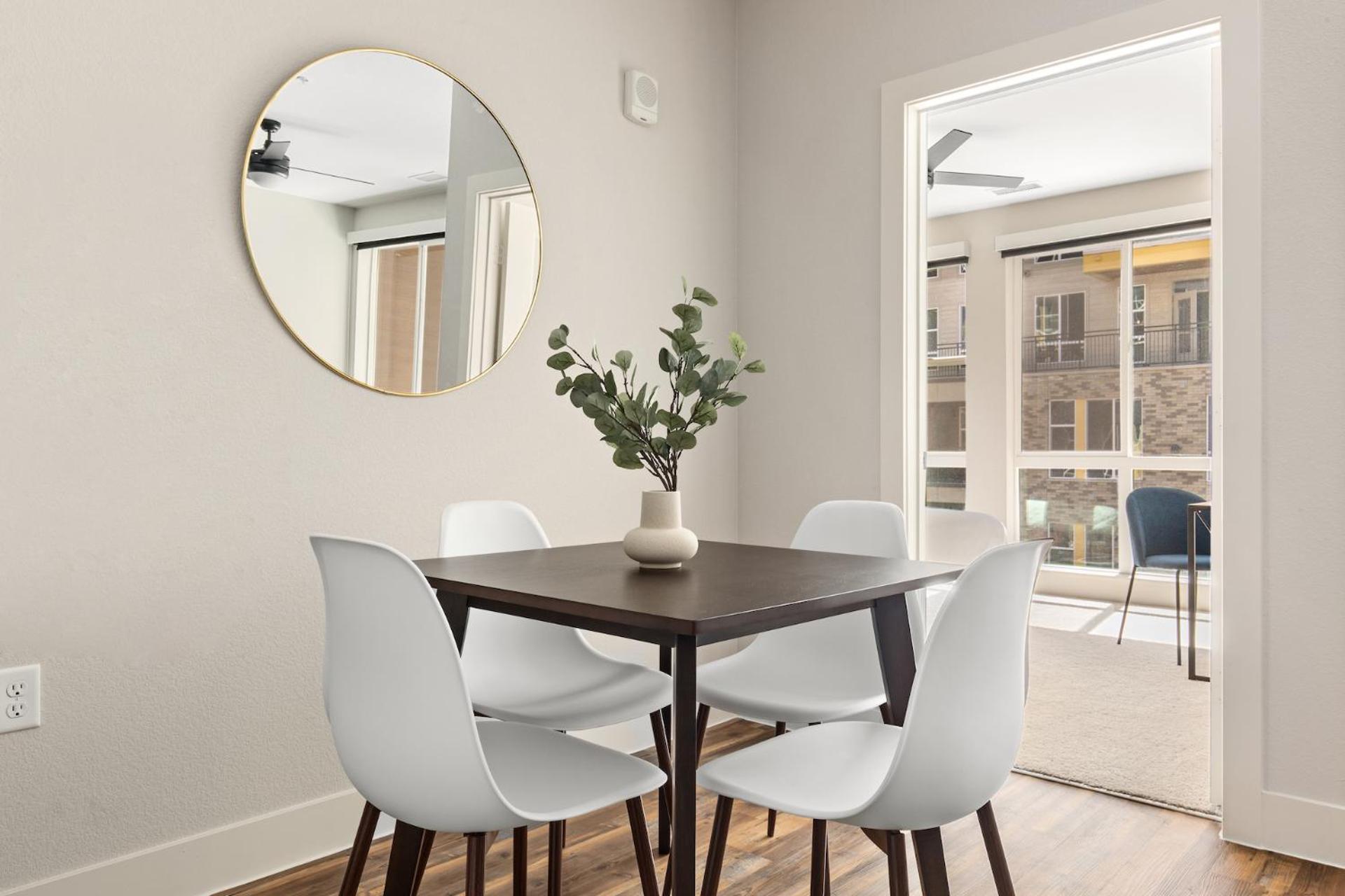 One-Bedroom Apartment Self Check Virtual Front Desk