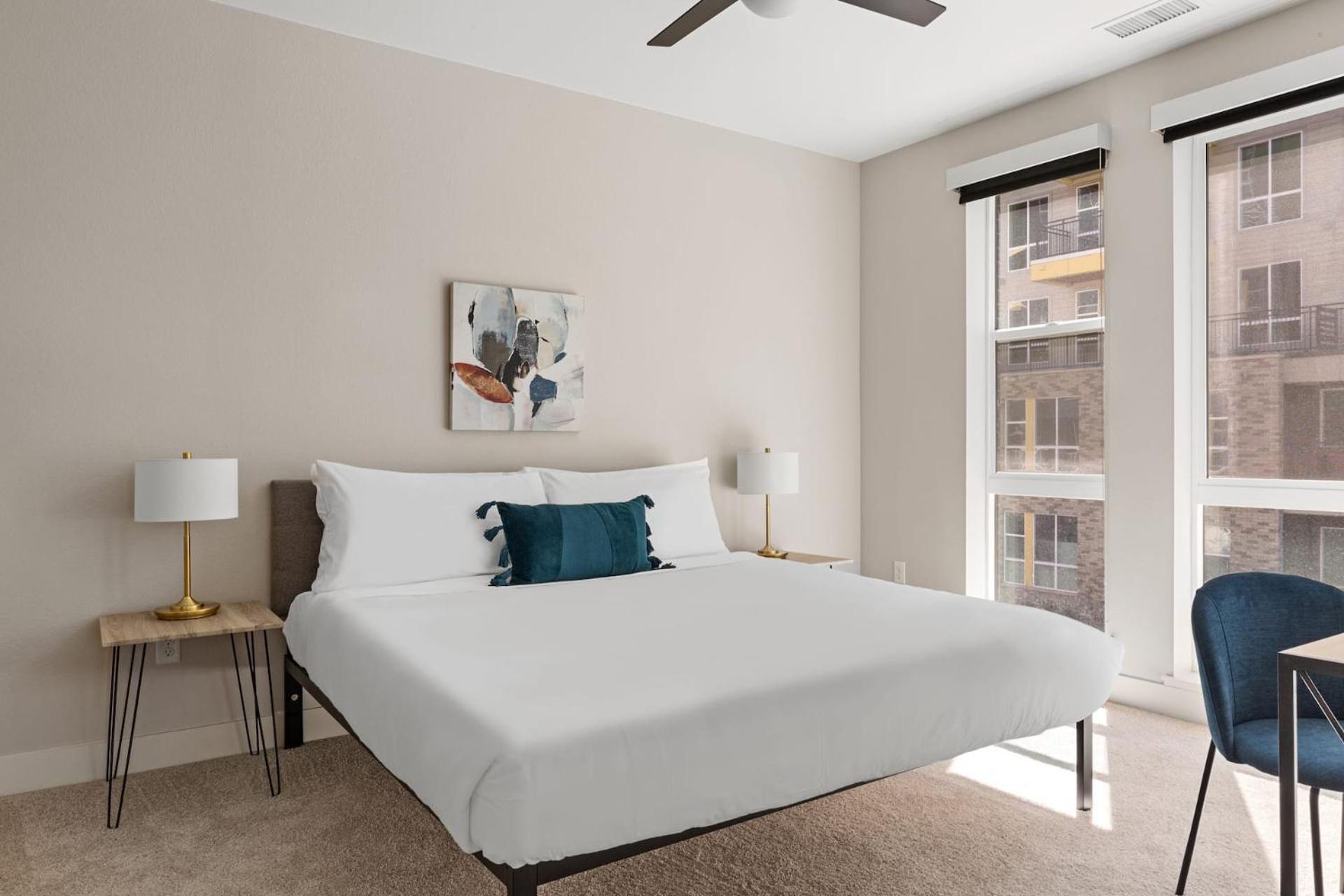 Three-Bedroom Apartment Self Check Virtual Front Desk