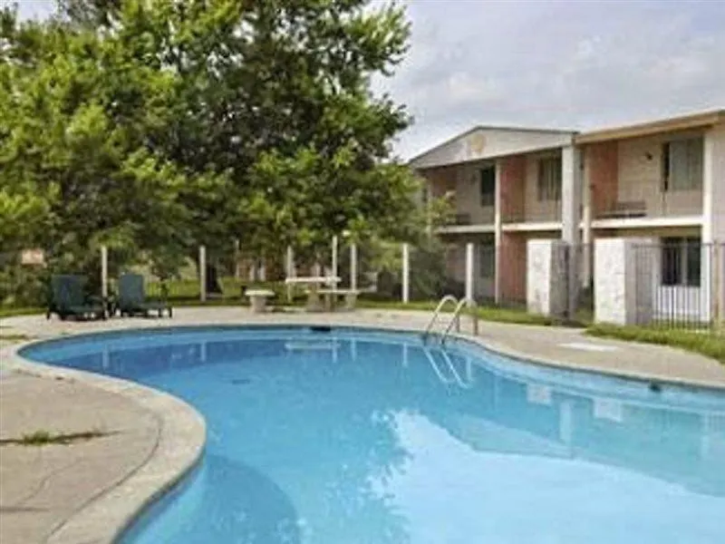 Rodeway Inn & Suites-1