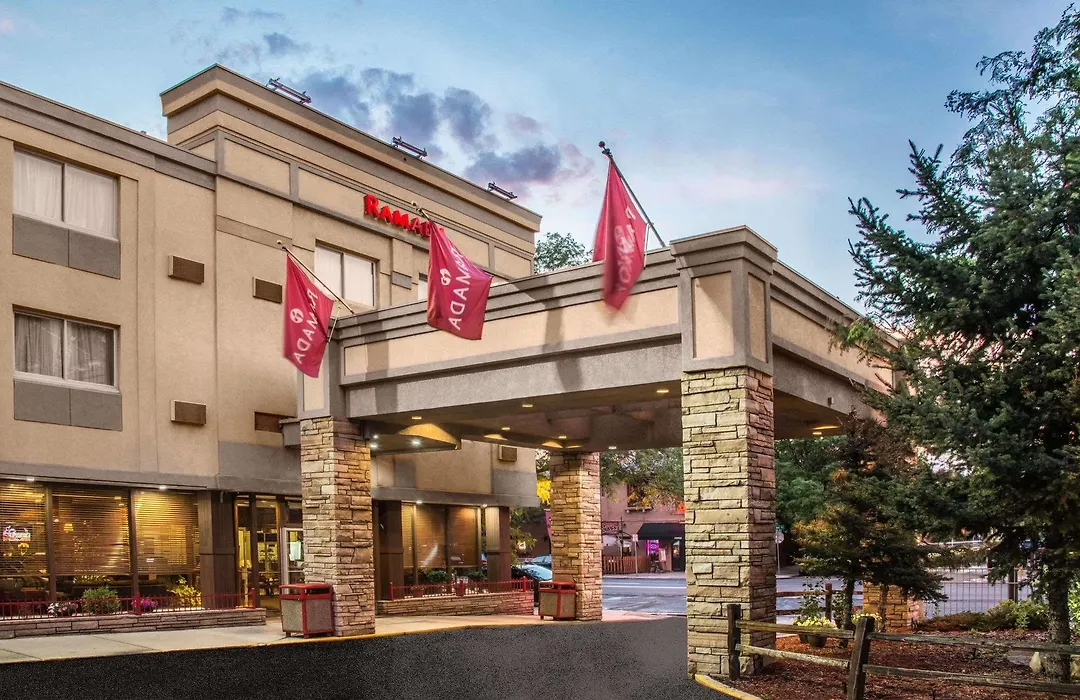 Ramada By Wyndham Denver Downtown-1