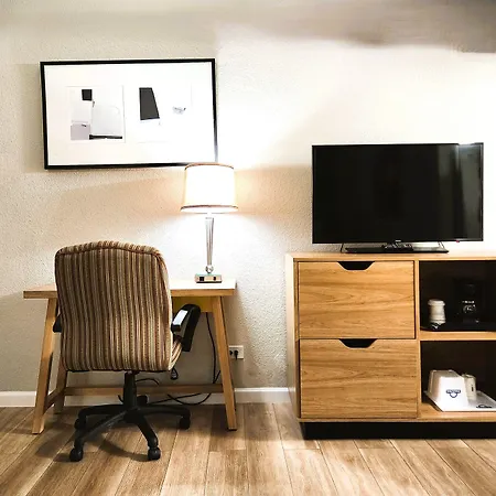 Days Inn By Wyndham Denver Downtown-2