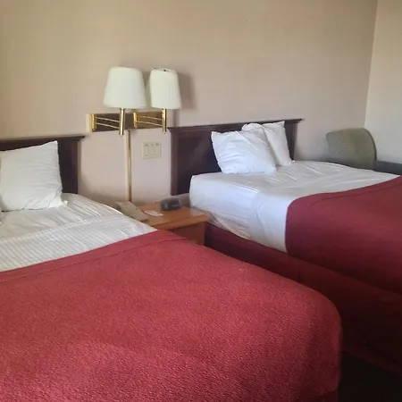 Rodeway Inn & Suites-2