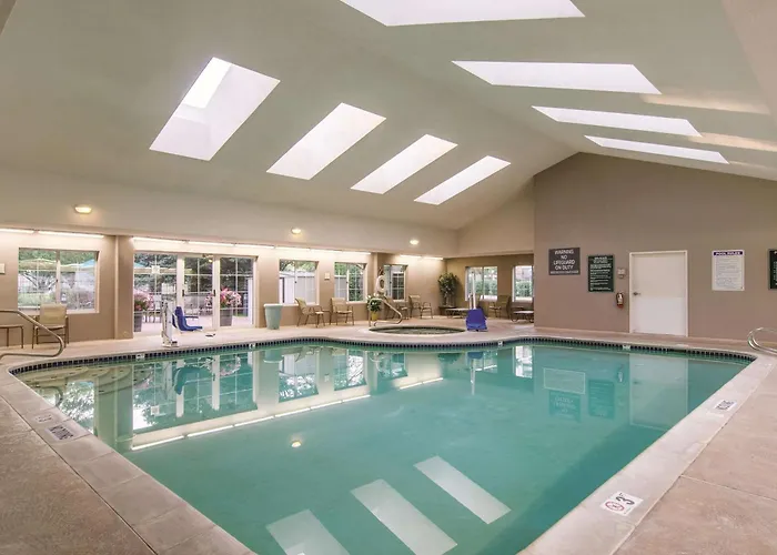 Pet Friendly Hotels DenverLa Quinta By Wyndham Airport Dia