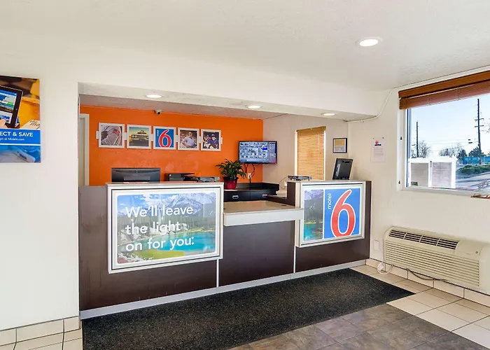 Motel 6- Denver, Co Downtown